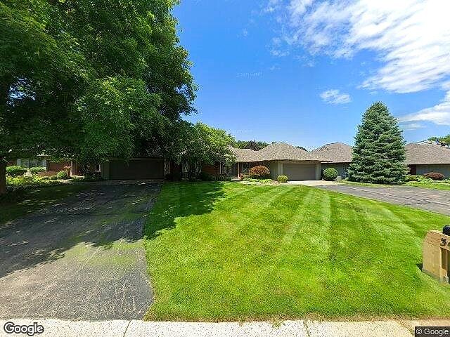 Heathmoor Condominium photo 11