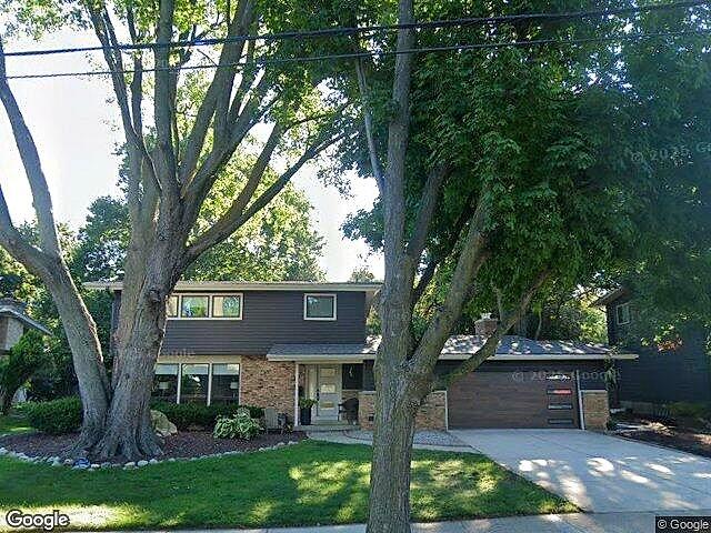 Albert-Builders Heather Downs Add. No.1 photo 2