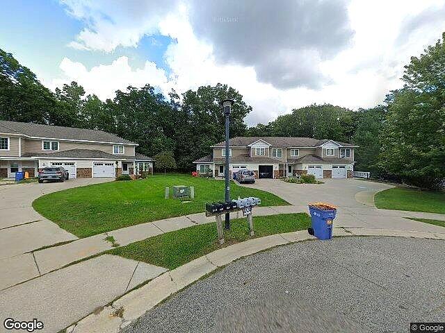 Dawes Court Townhomes photo 2