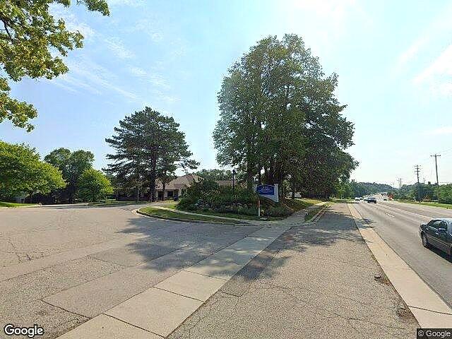 Ada Place Condominiums photo 5