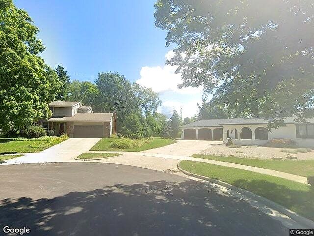 Elinor Lane photo 8