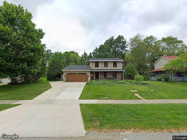 Summer Woods Area photo 5