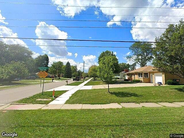 Summer Woods Area photo 13