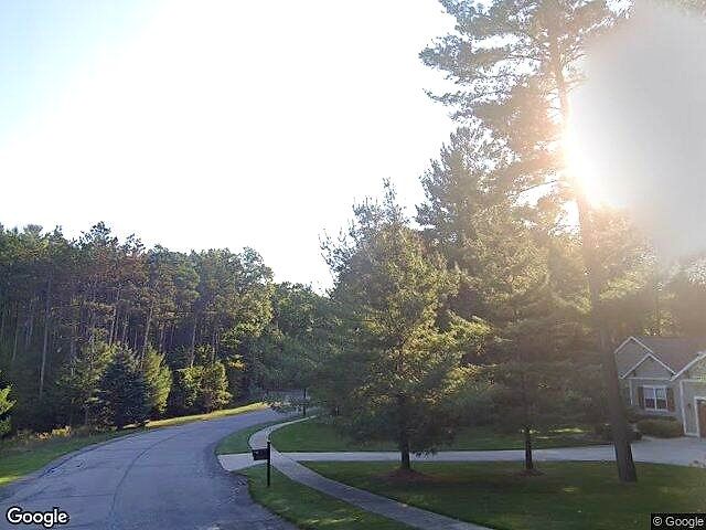 Hamilton Woods photo 9