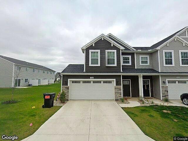 Alderwood Townhomes photo 5