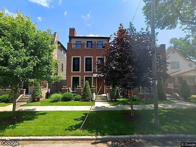 Belknap Brownstones photo 2