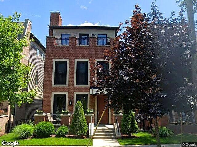 Belknap Brownstones photo 3