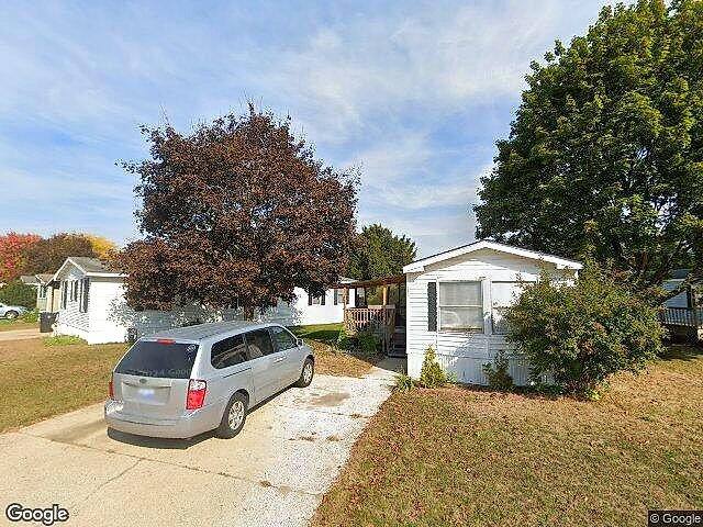 Fairview Shore Condos photo 3