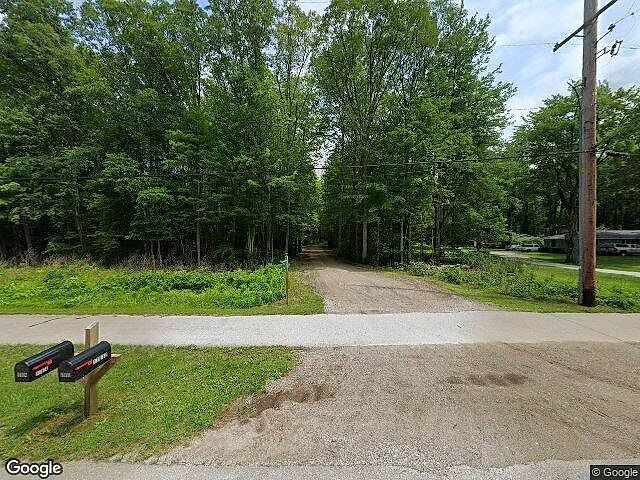 Farmwood photo 3