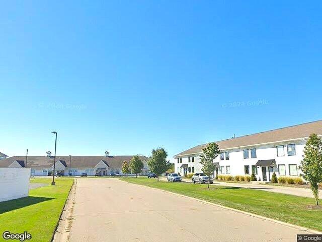 CROSSING COURT photo 4